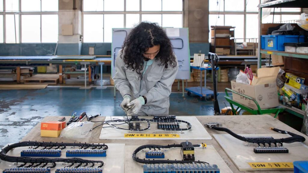 株式会社河崎工業所