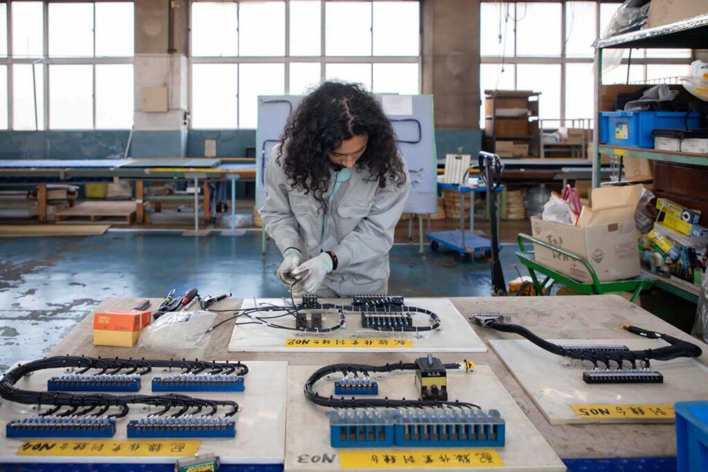 河﨑工業所　作業風景