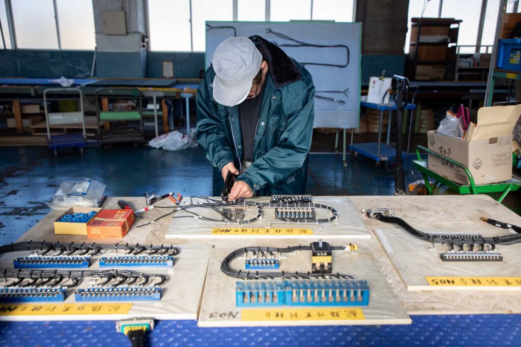 河崎工業　作業風景